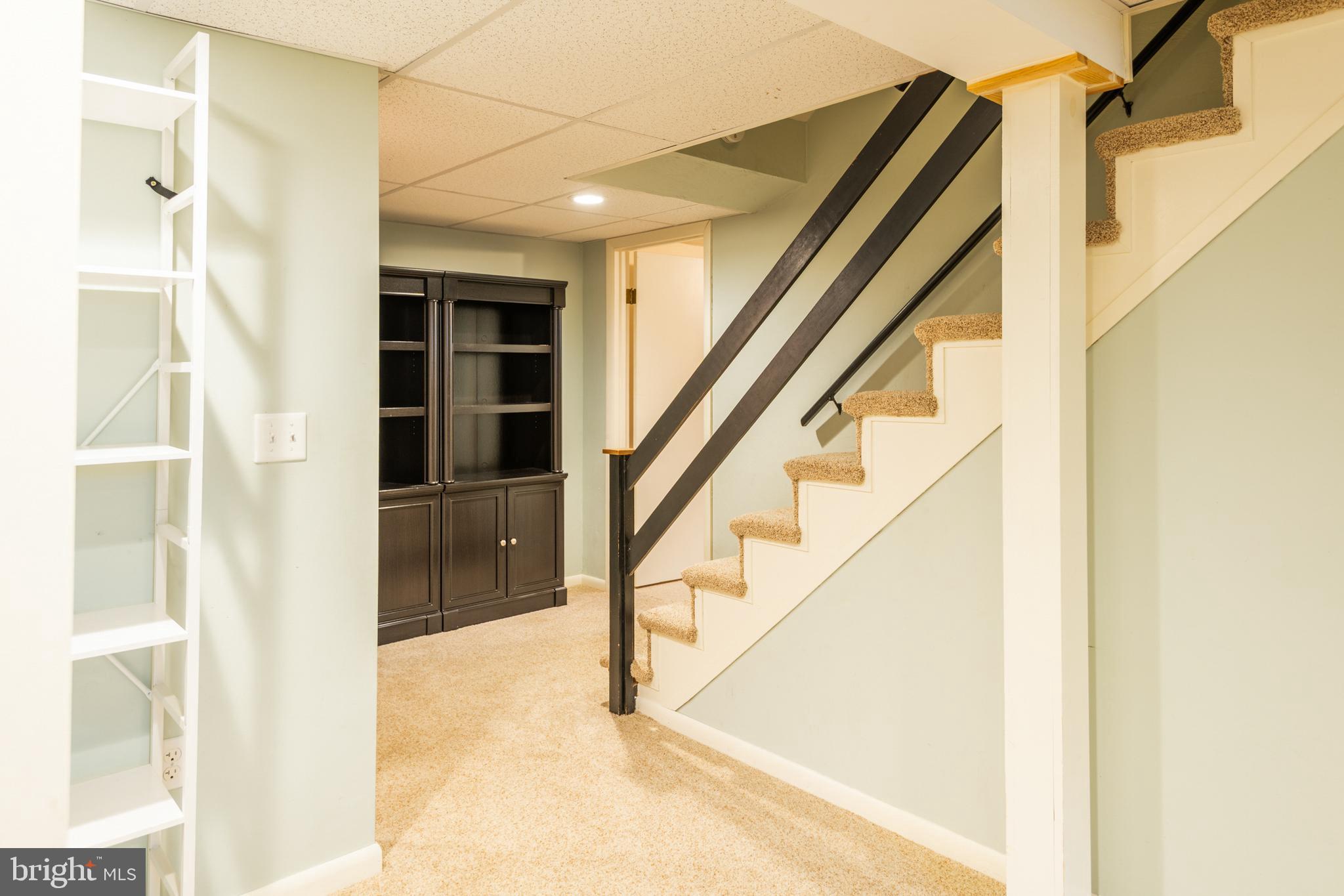 CENTRE HILLS - Residential