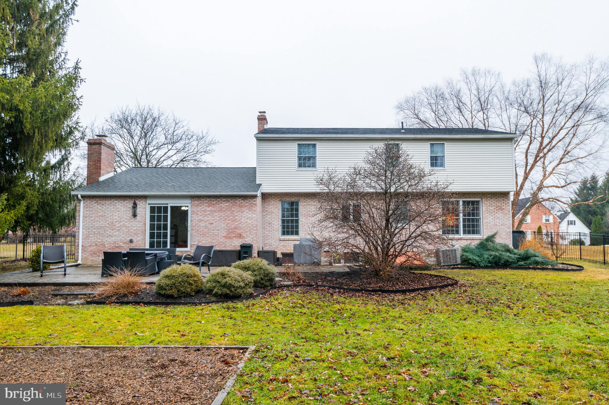 CENTRE HILLS - Residential