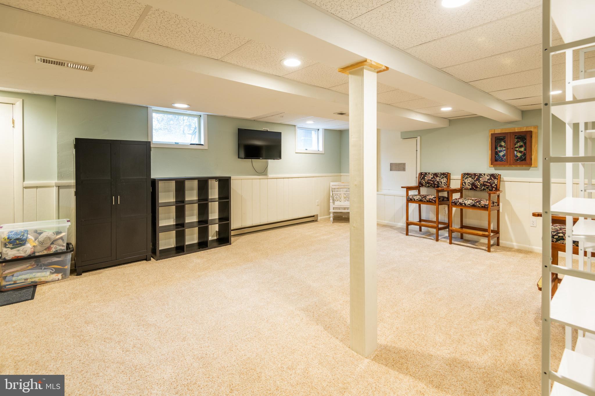 CENTRE HILLS - Residential