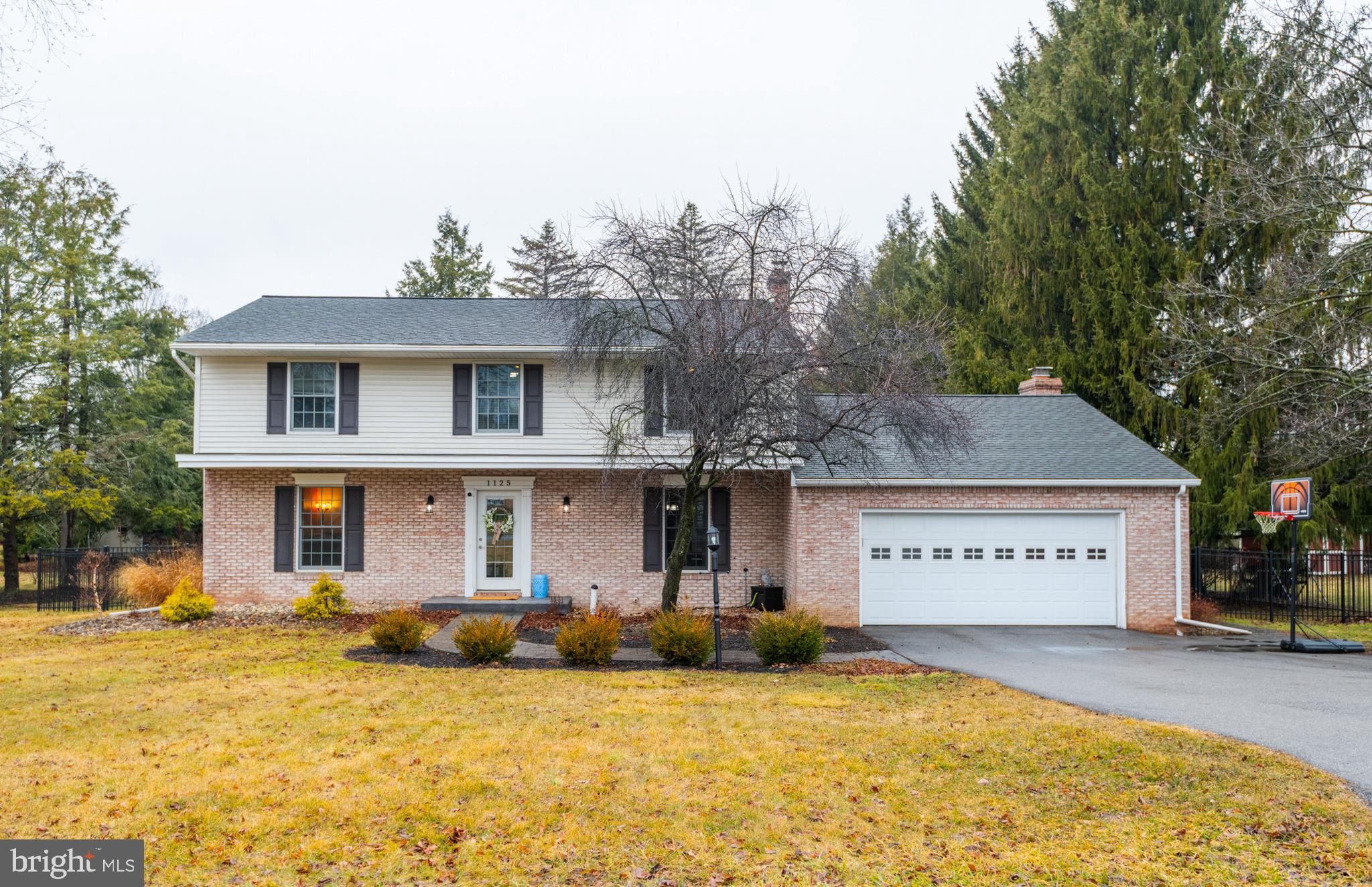 CENTRE HILLS - Residential