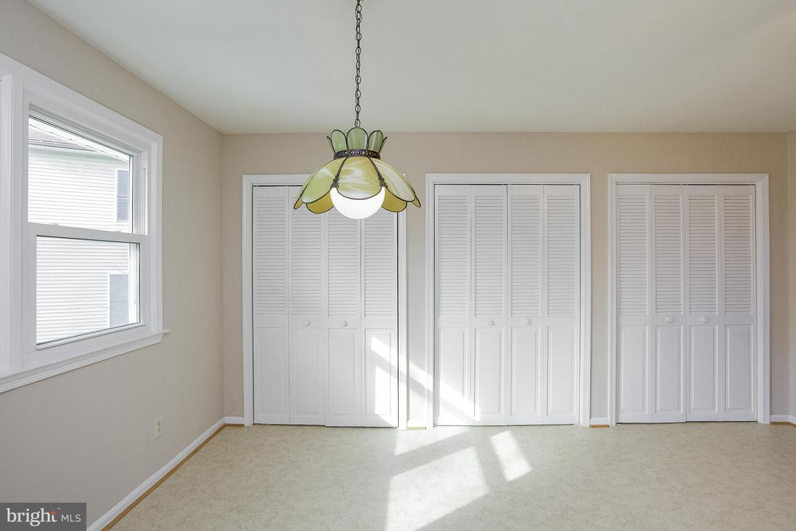 WOODLAND BEACH - Residential