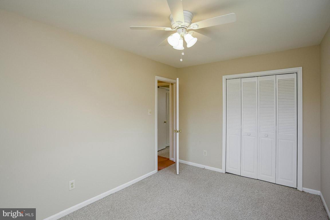 WOODLAND BEACH - Residential