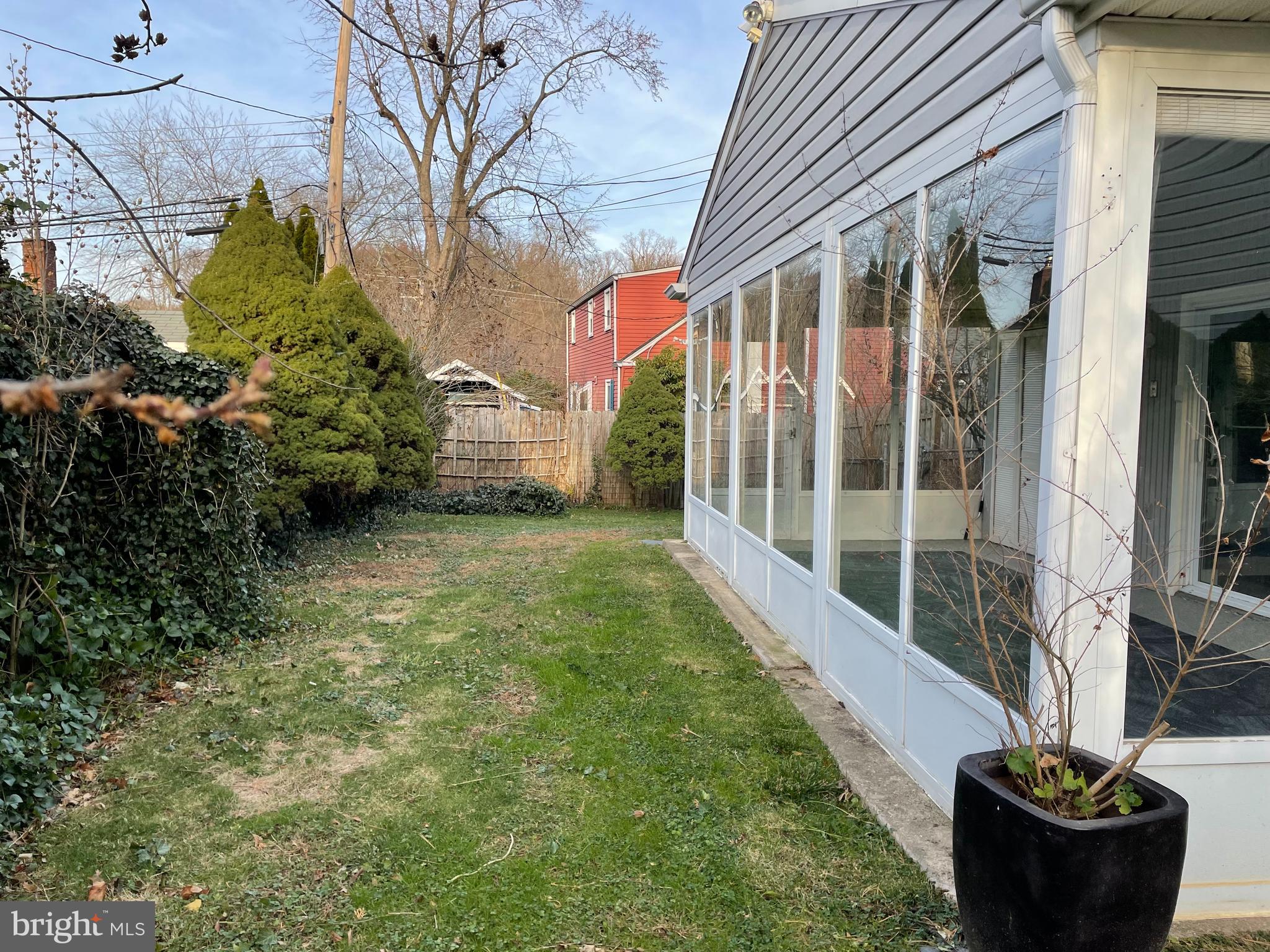 HUNTINGDON VALLEY - Residential