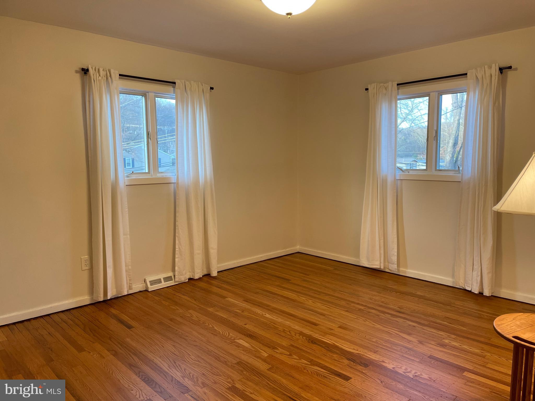 HUNTINGDON VALLEY - Residential