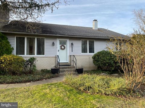 2400 EDGE HILL ROAD HUNTINGDON VALLEY PA 19006