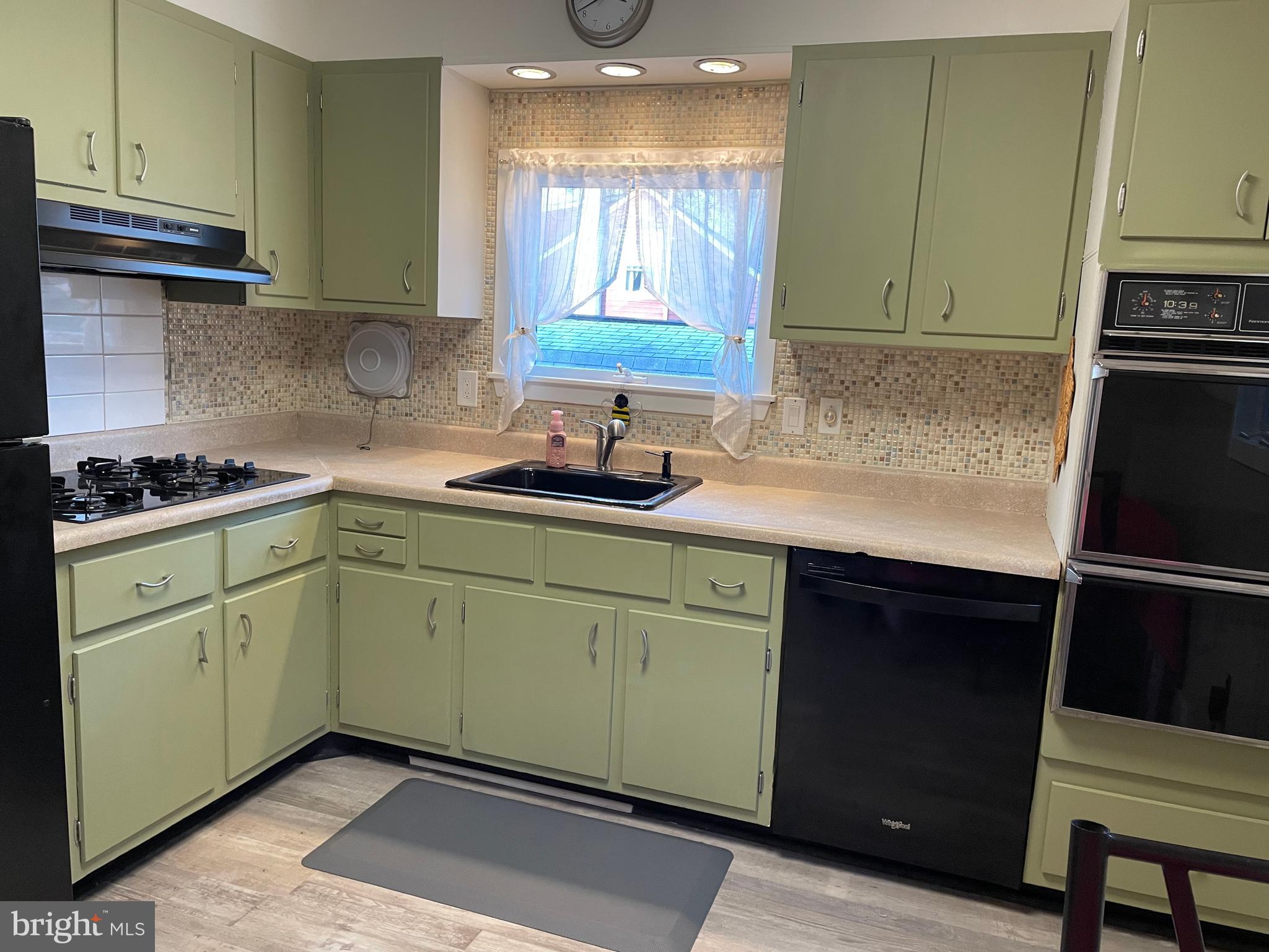 HUNTINGDON VALLEY - Residential