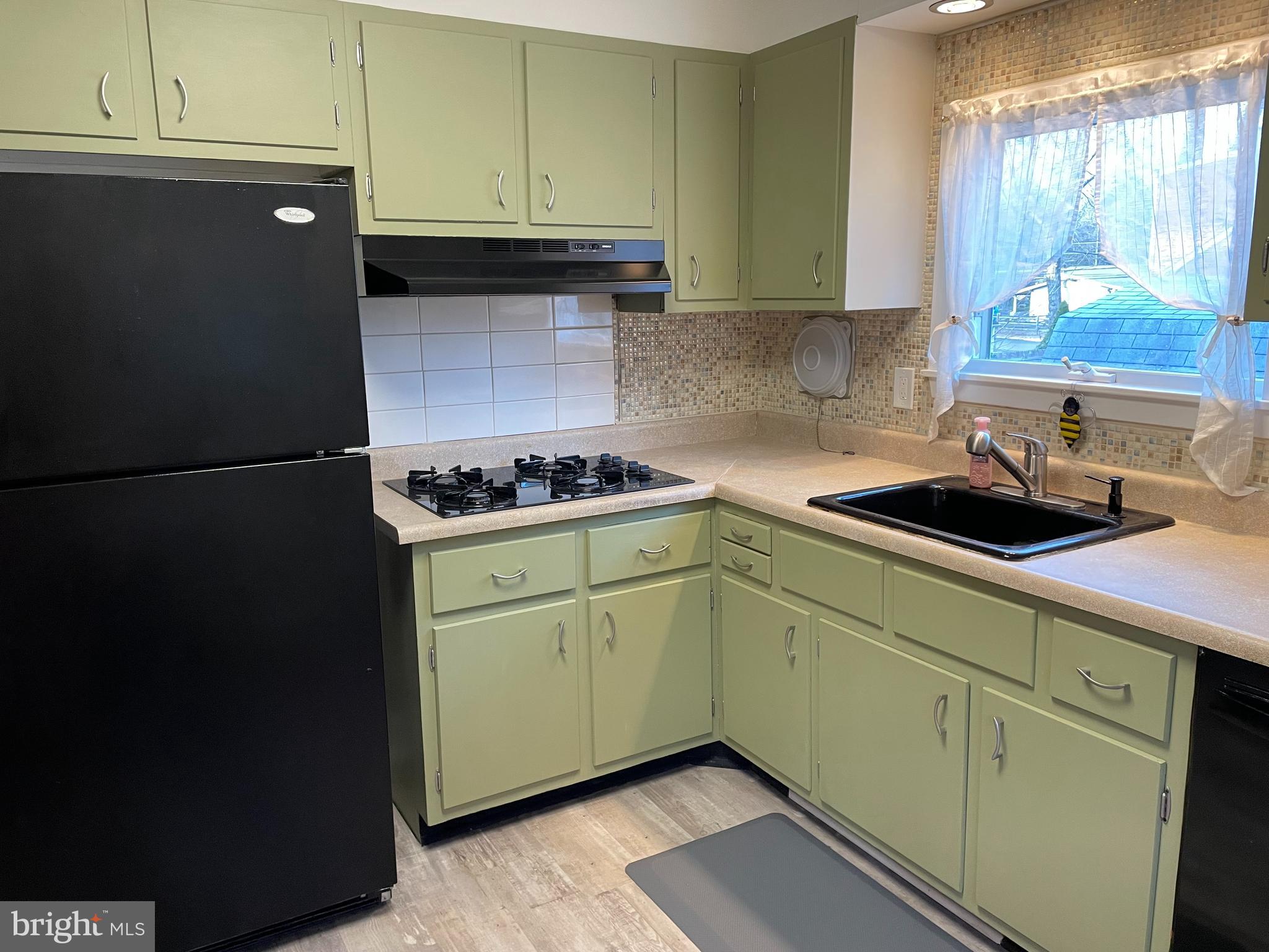 HUNTINGDON VALLEY - Residential