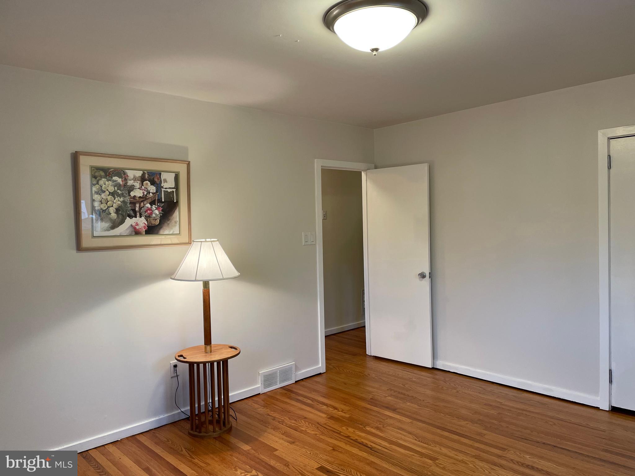 HUNTINGDON VALLEY - Residential