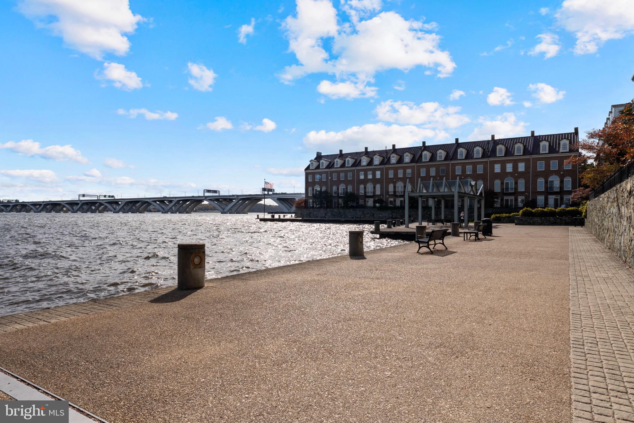 FORDS LANDING - Residential