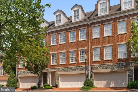 602 FORDS LANDING WAY ALEXANDRIA VA 22314