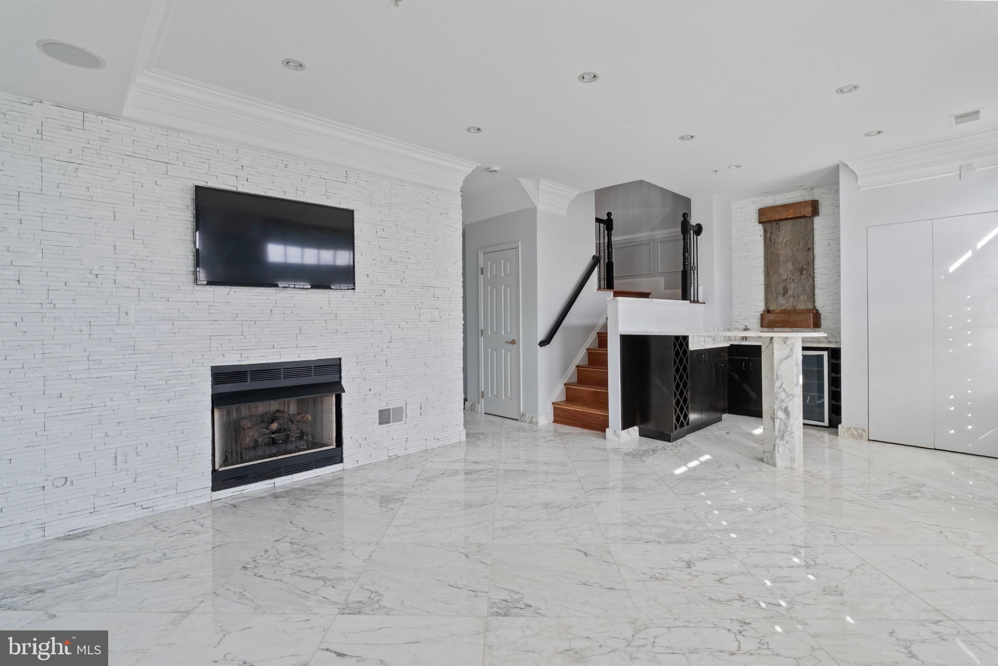 FORDS LANDING - Residential