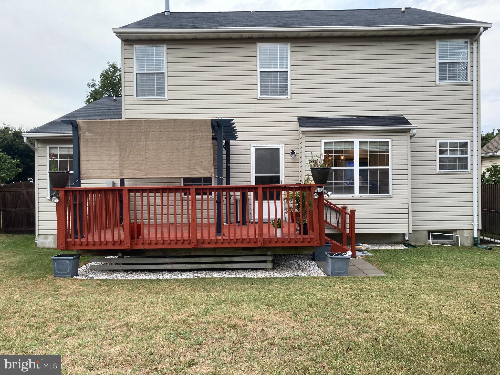 THE PROVINCES - Residential Lease