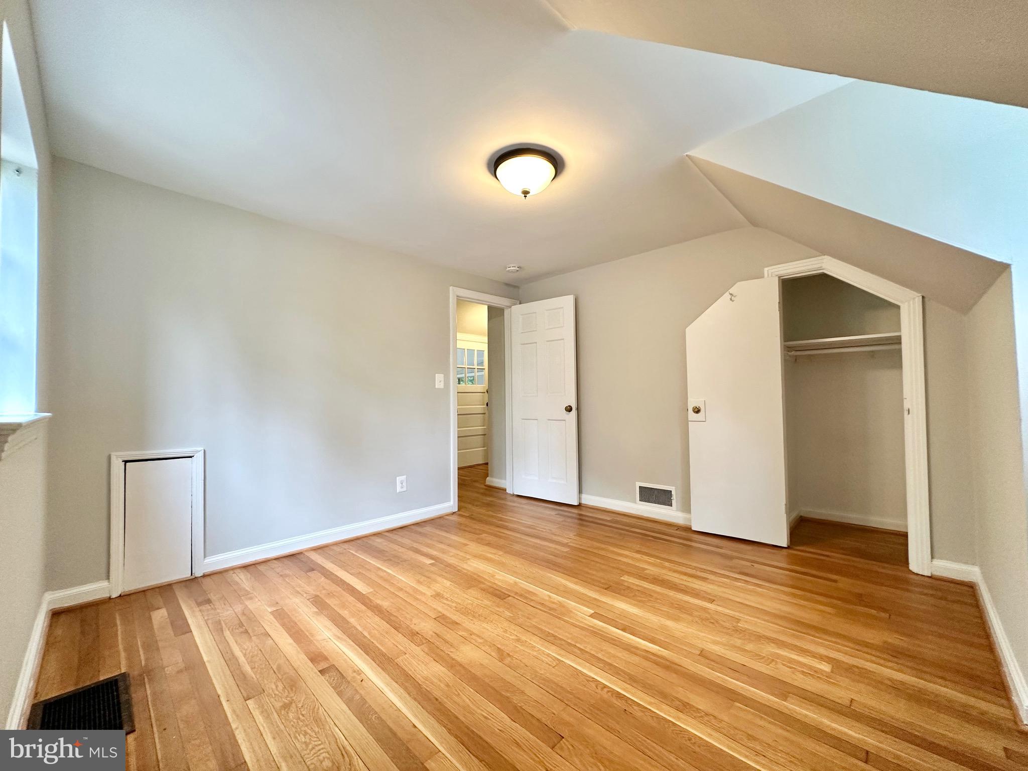 BEVERLEY HILLS - Residential Lease