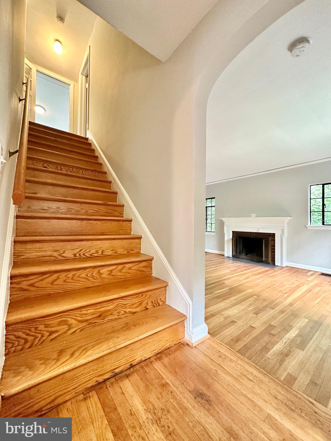 BEVERLEY HILLS - Residential Lease