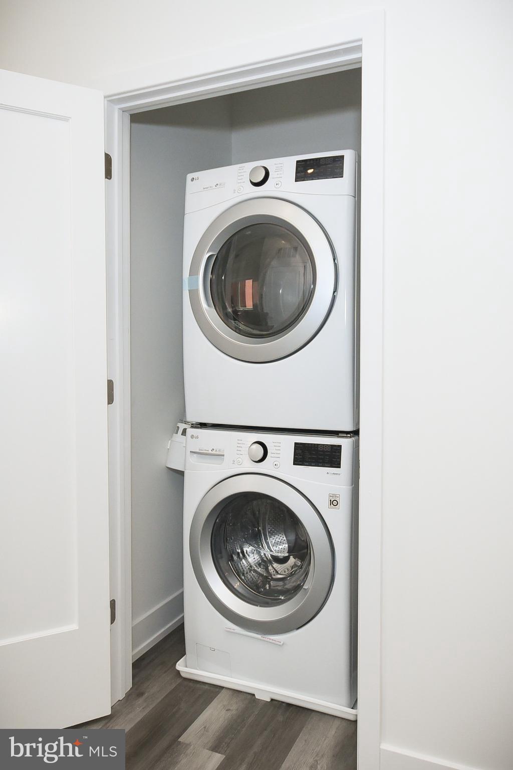 ROXBOROUGH - Residential Lease