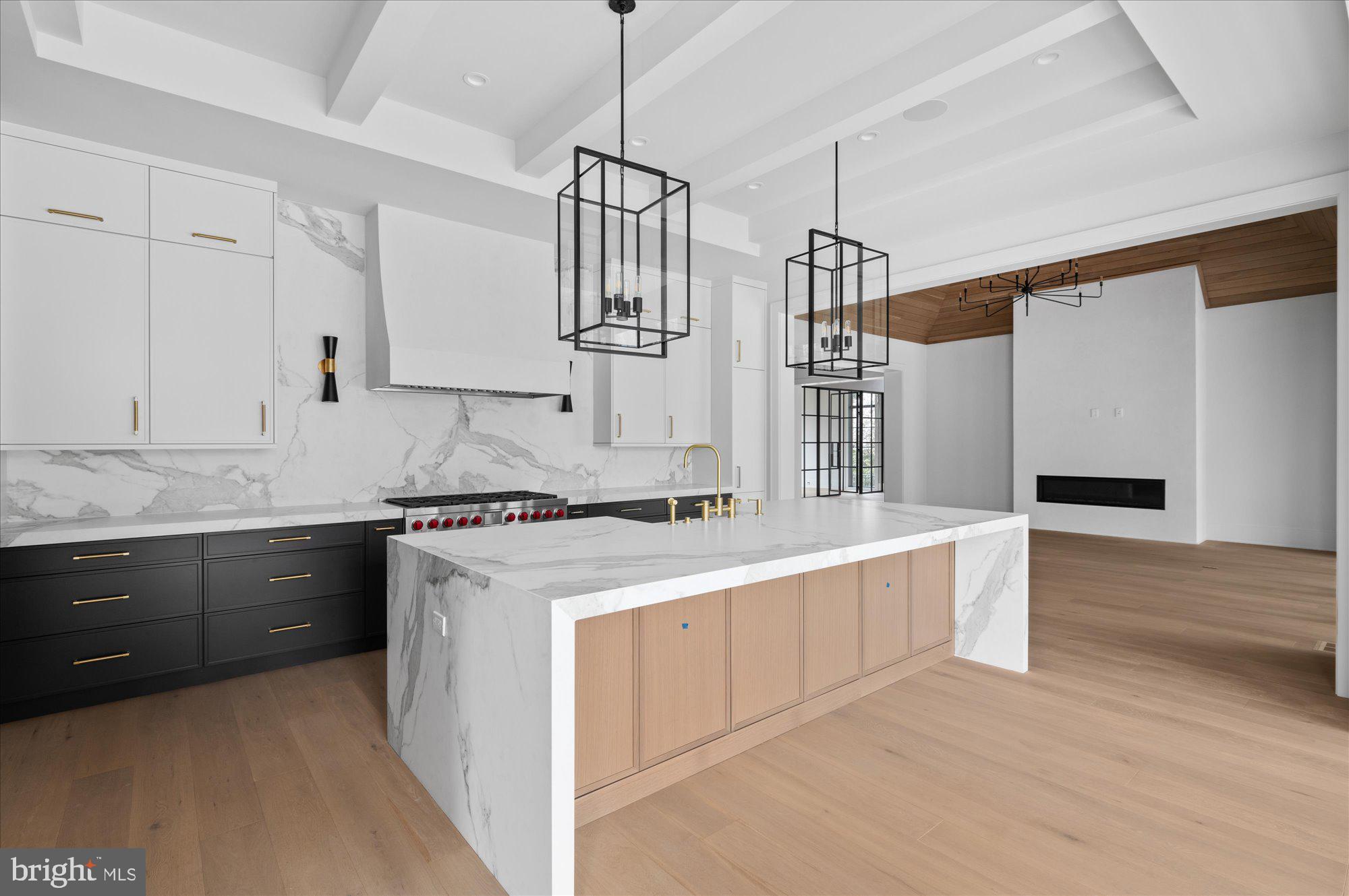 BROYHILL LANGLEY ESTATES - Residential