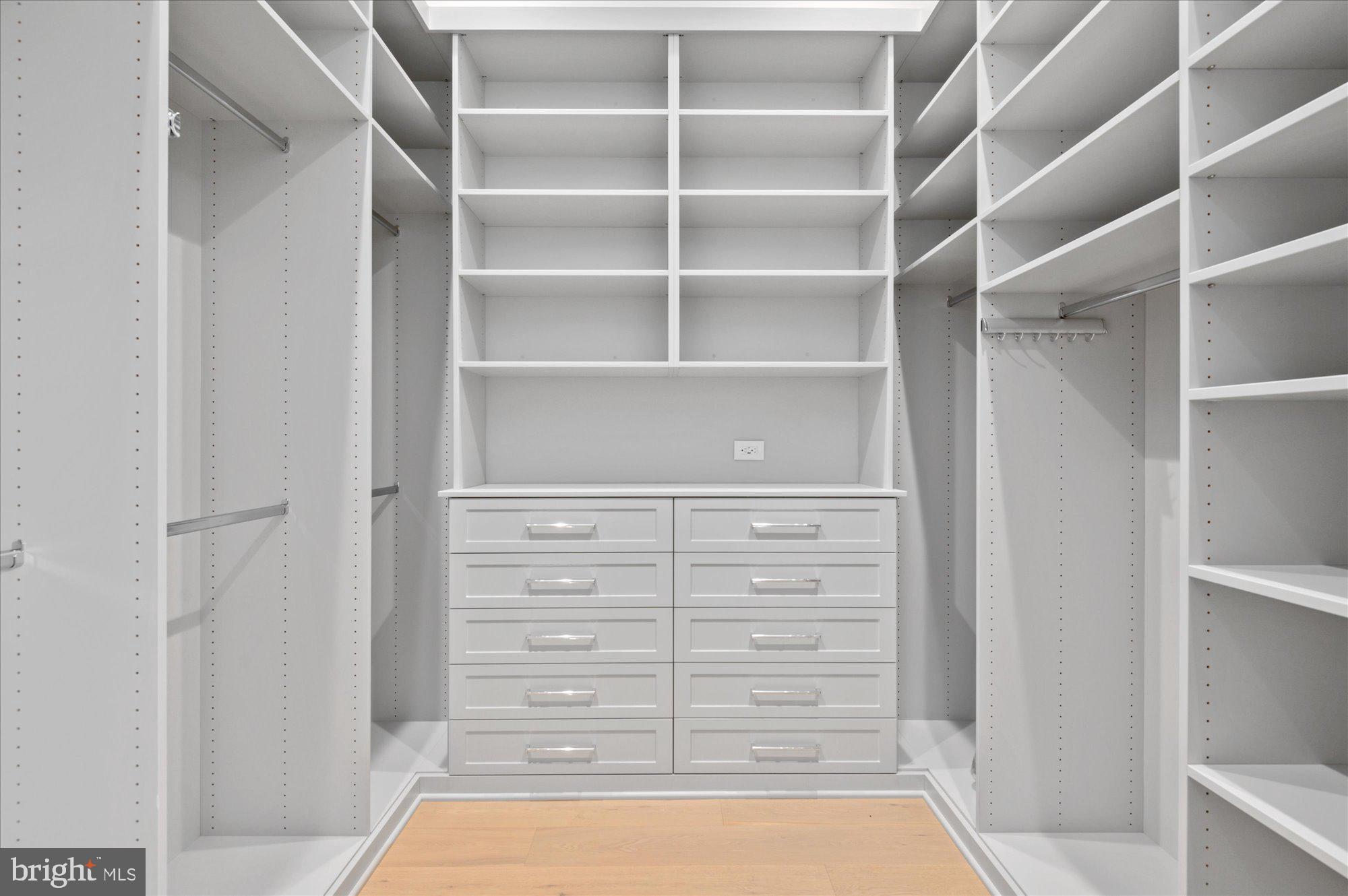 BROYHILL LANGLEY ESTATES - Residential