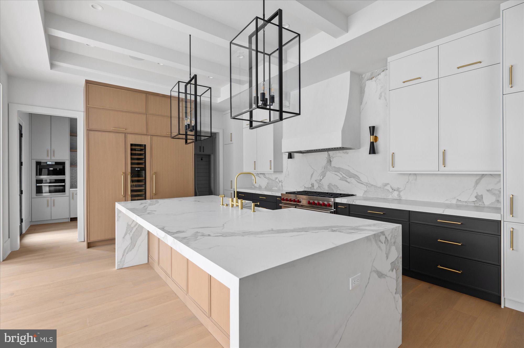 BROYHILL LANGLEY ESTATES - Residential