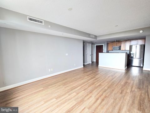 1020 N HIGHLAND STREET 1012 ARLINGTON VA 22201