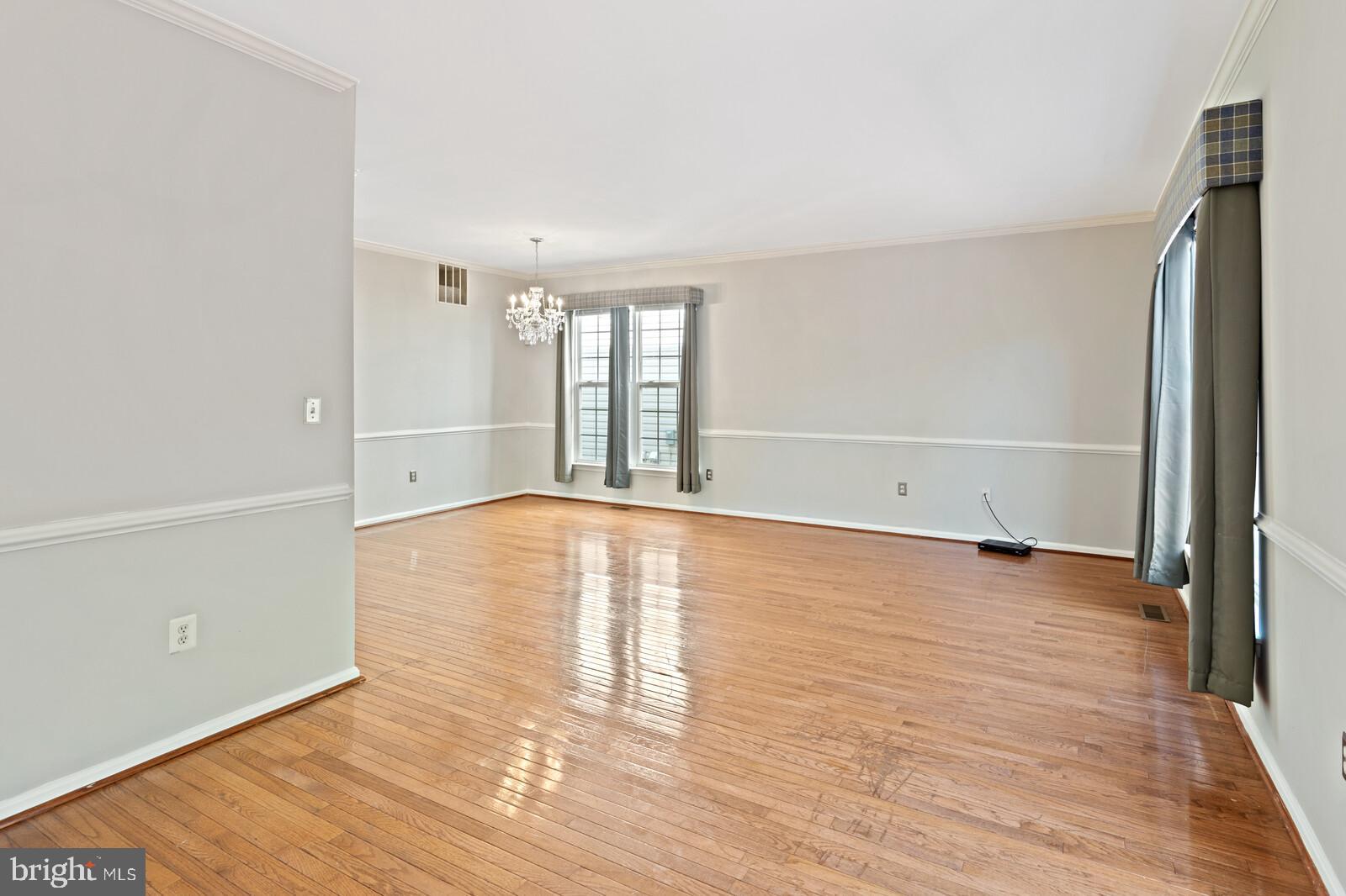 DALE CITY - Residential