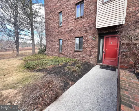 304 Mountainview Drive, Chesterbrook, PA MLS: PACT2091566