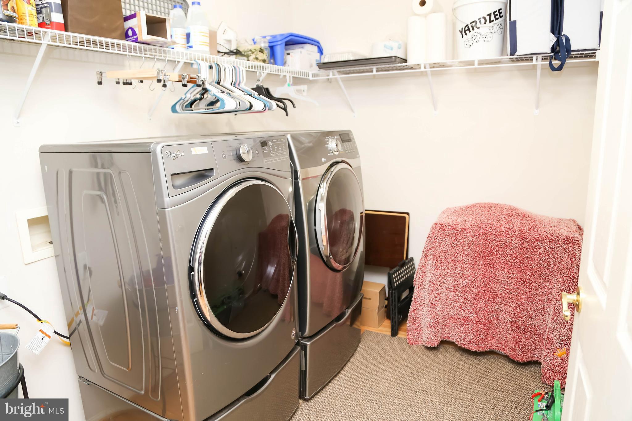 APPLE GROVE - Residential