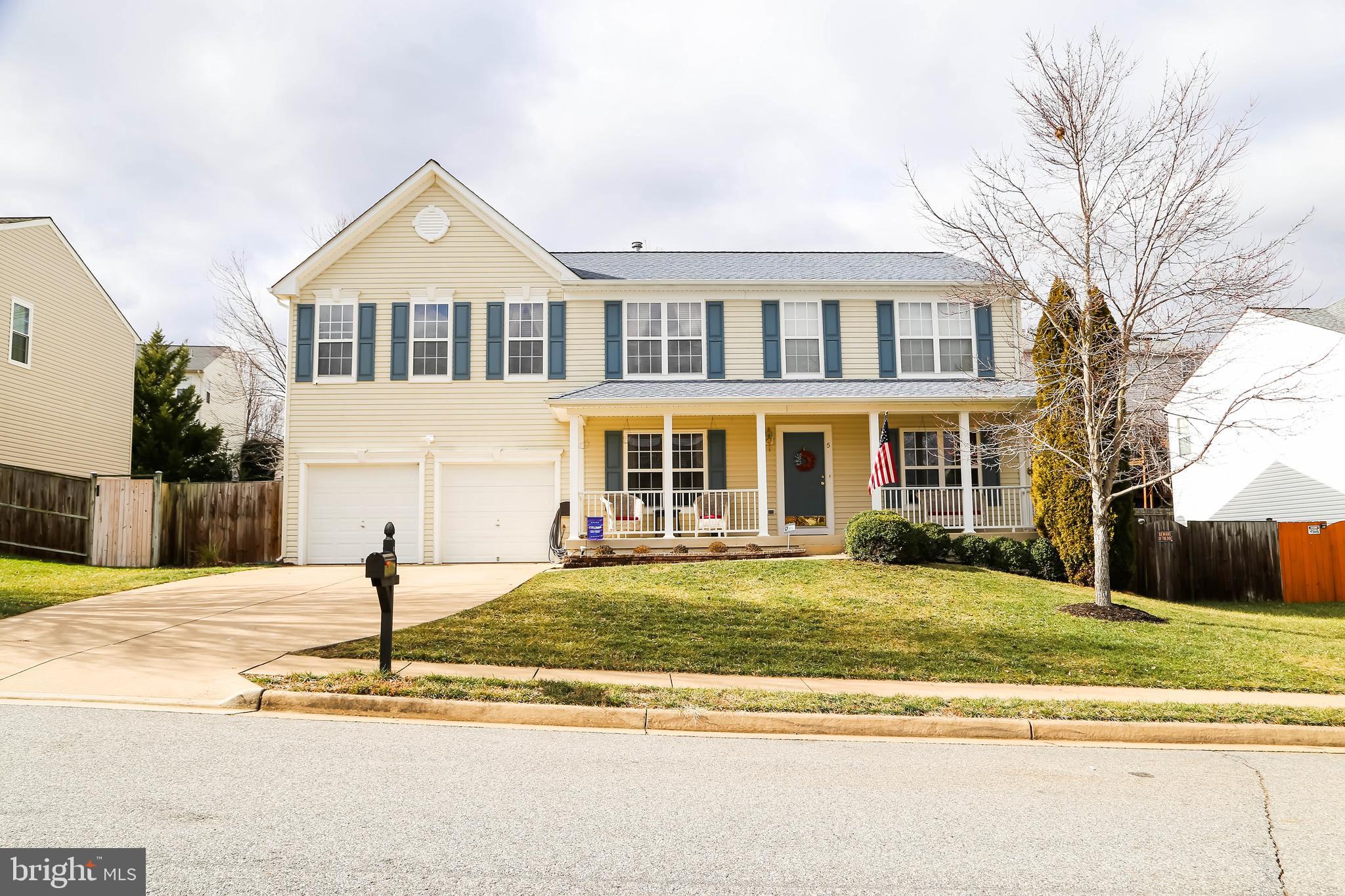 APPLE GROVE - Residential