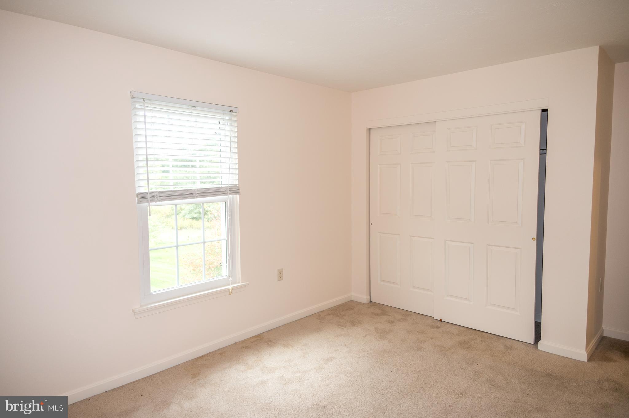 MOUNTAIN SHADOW ESTATES - Residential Lease