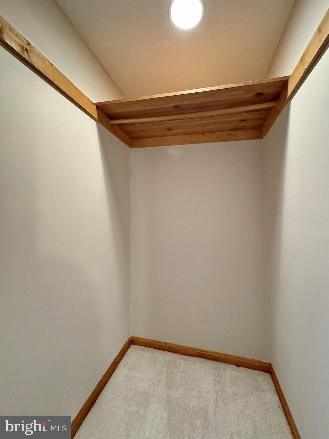 WHITE PLAINS - Residential