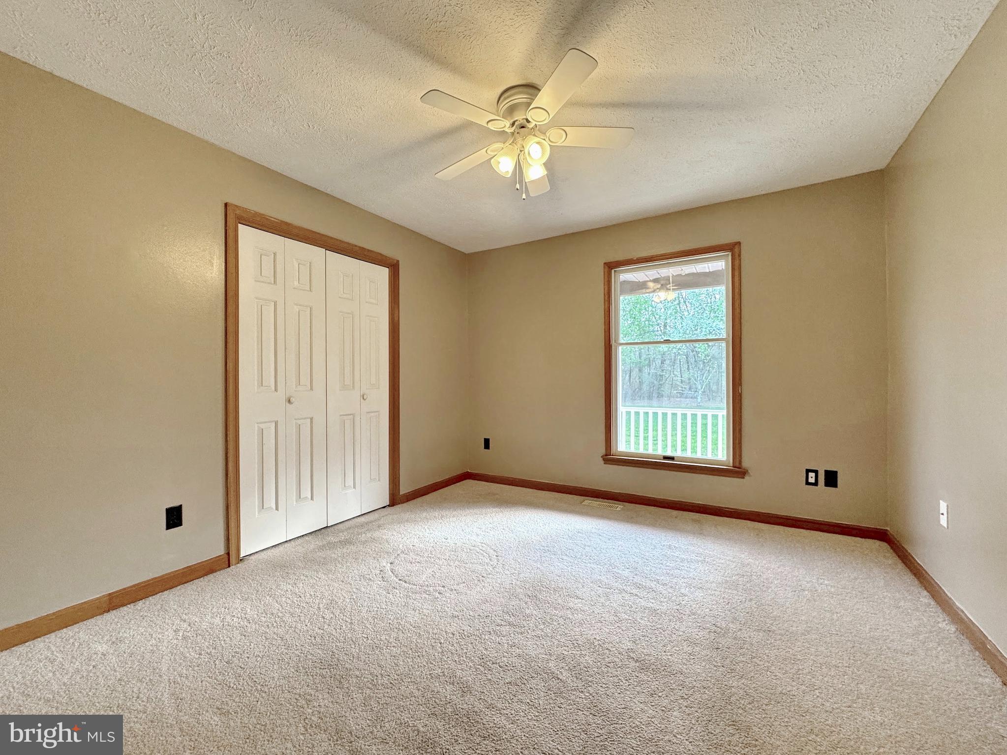 WHITE PLAINS - Residential