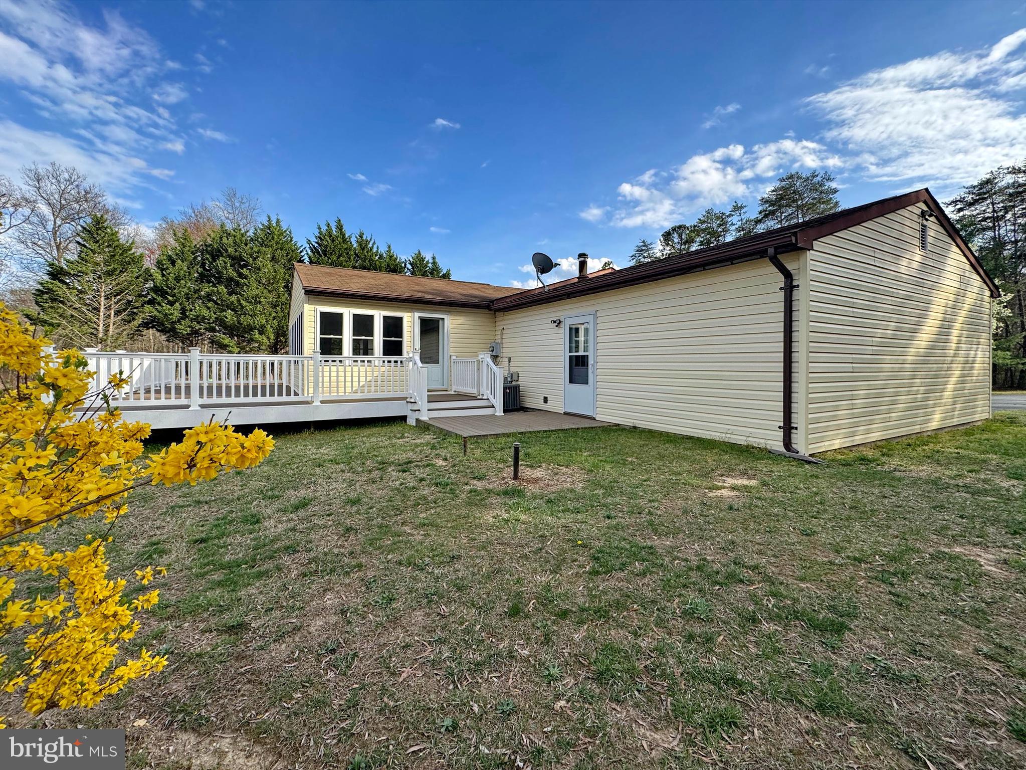 WHITE PLAINS - Residential