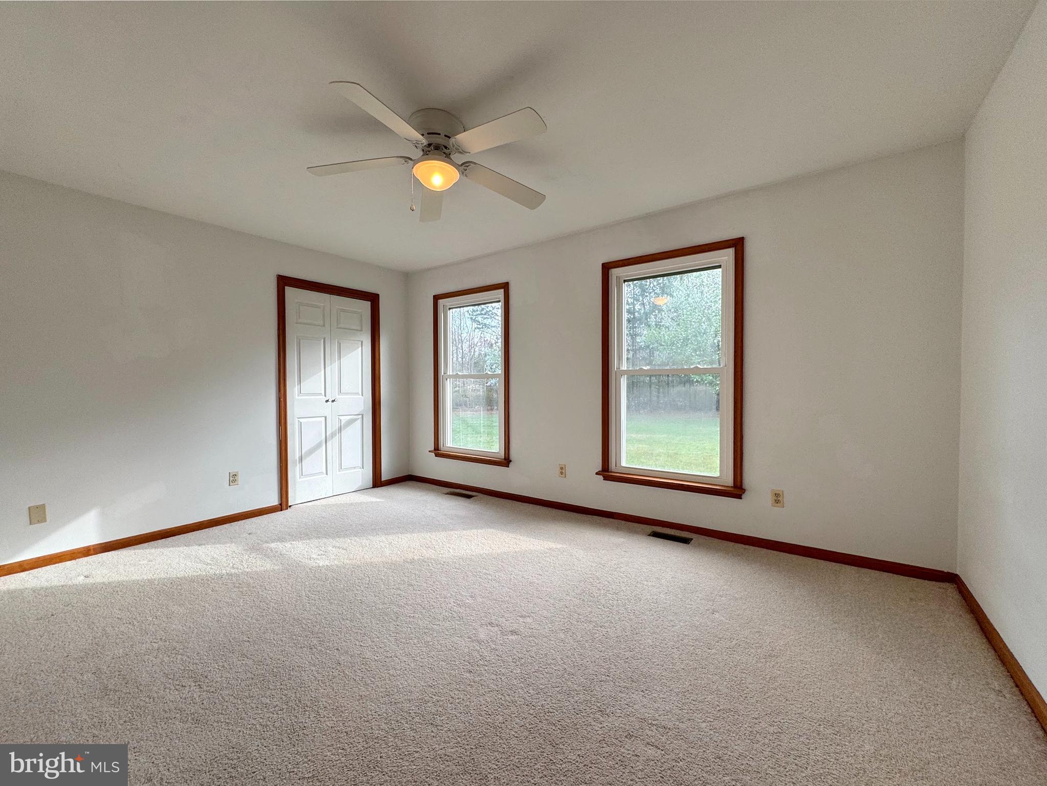 WHITE PLAINS - Residential