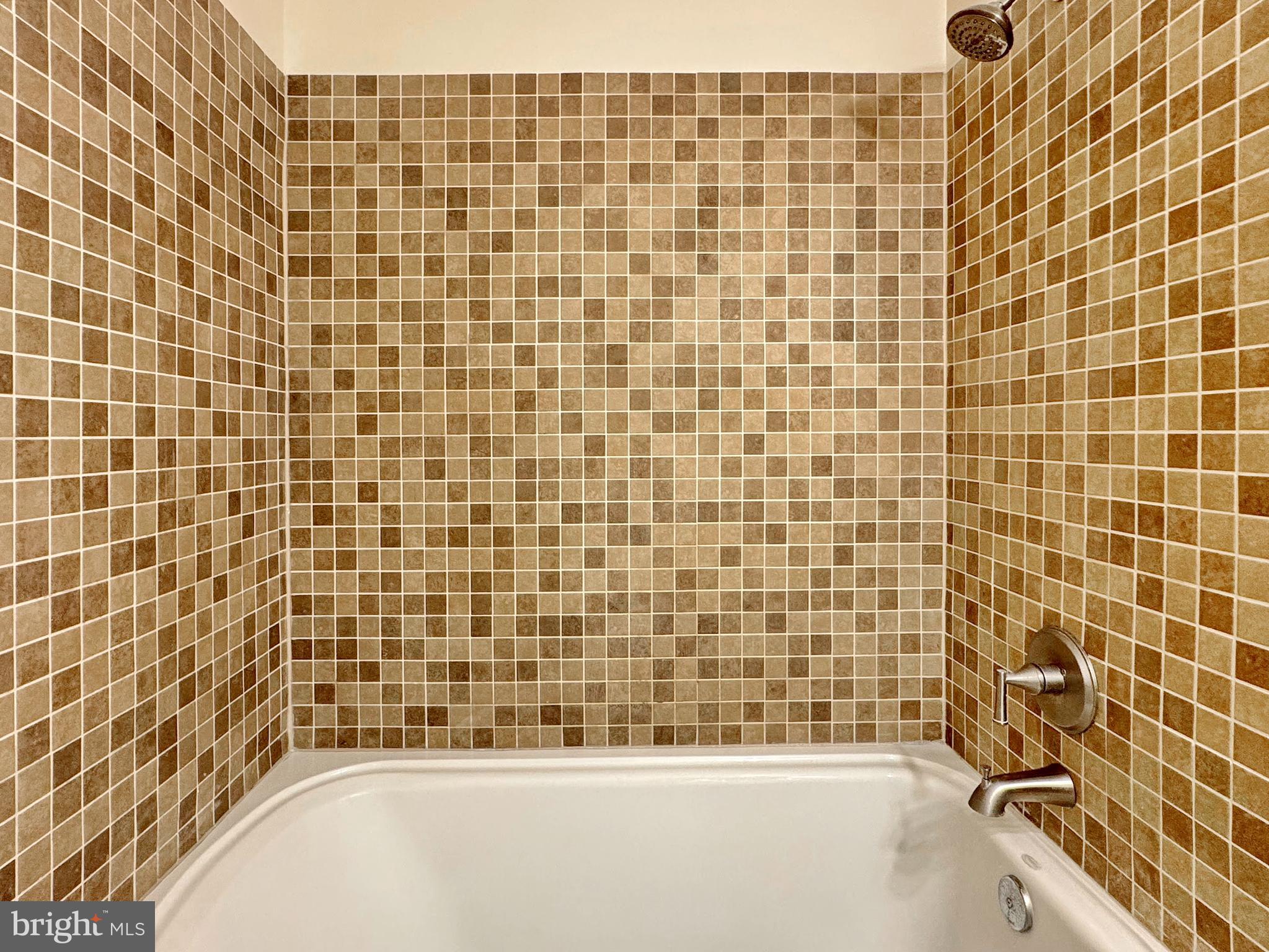 WHITE PLAINS - Residential