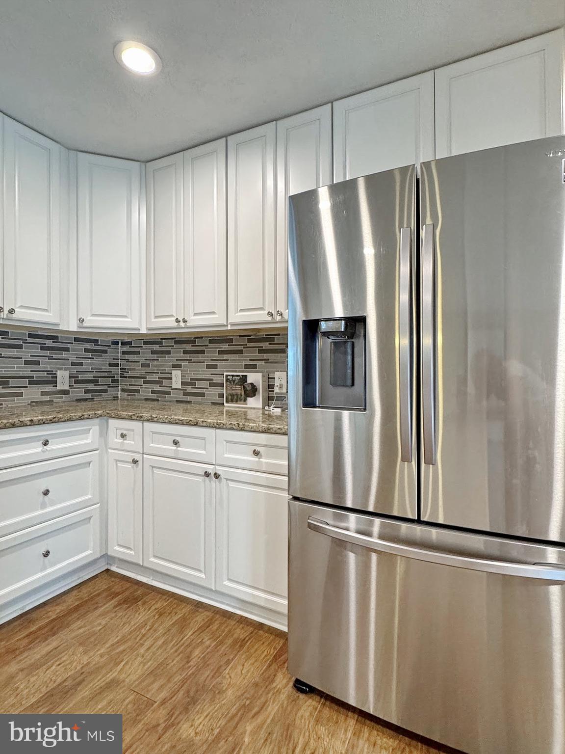 WHITE PLAINS - Residential