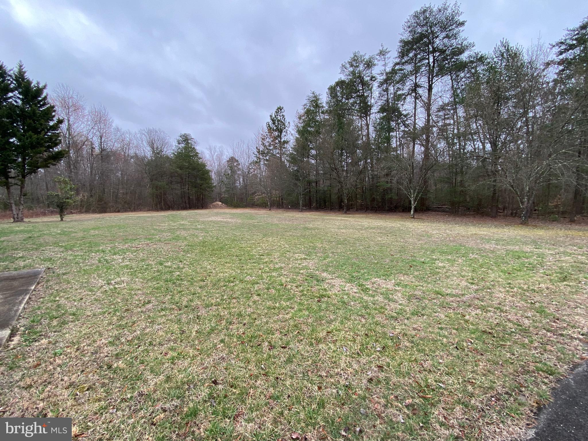 WHITE PLAINS - Residential