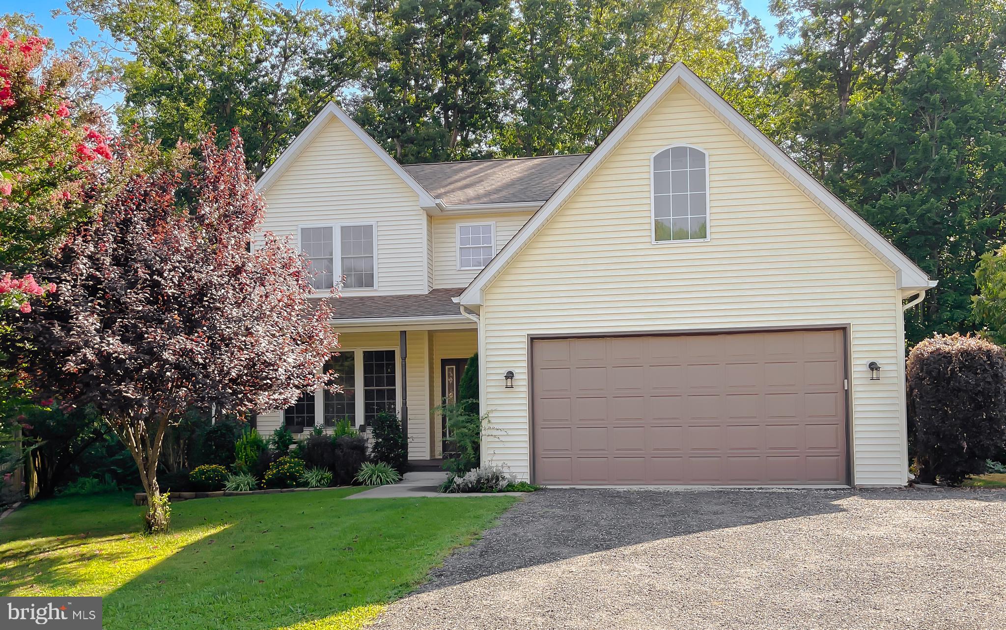 RUE WOODS SUBDIVISION - Residential Lease