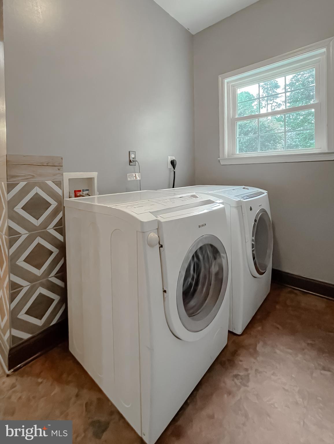 RUE WOODS SUBDIVISION - Residential Lease