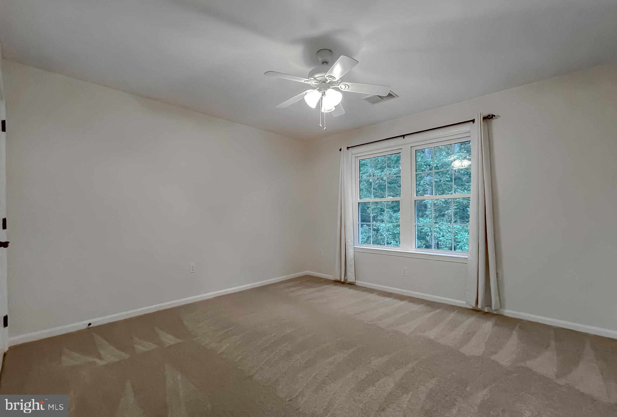 RUE WOODS SUBDIVISION - Residential Lease