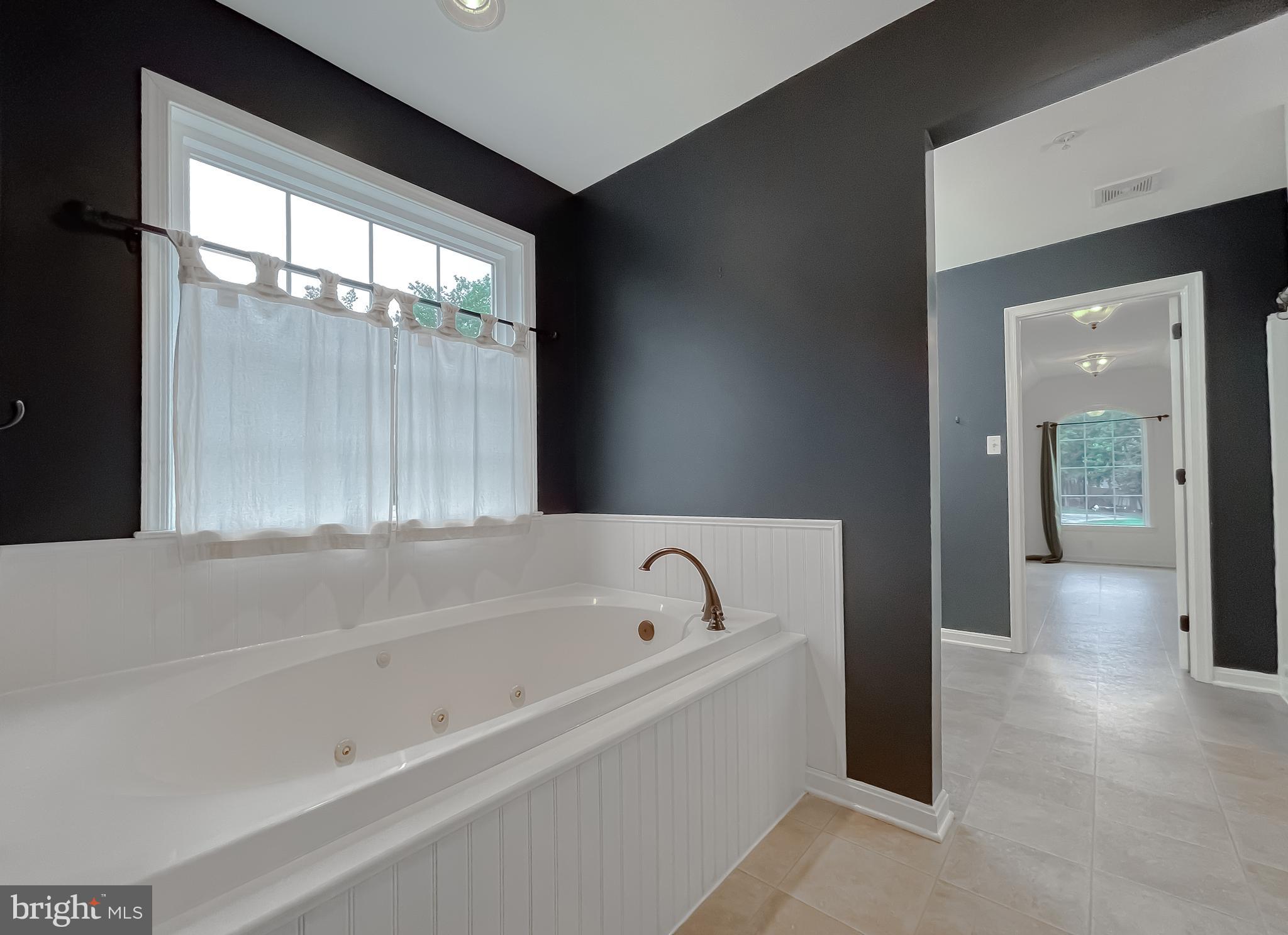 RUE WOODS SUBDIVISION - Residential Lease