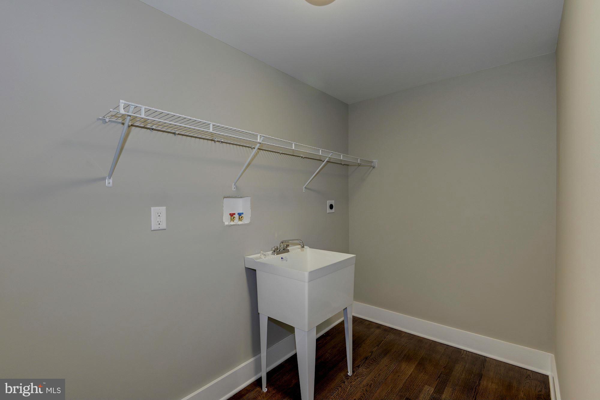 VALLEY WOOD - Residential