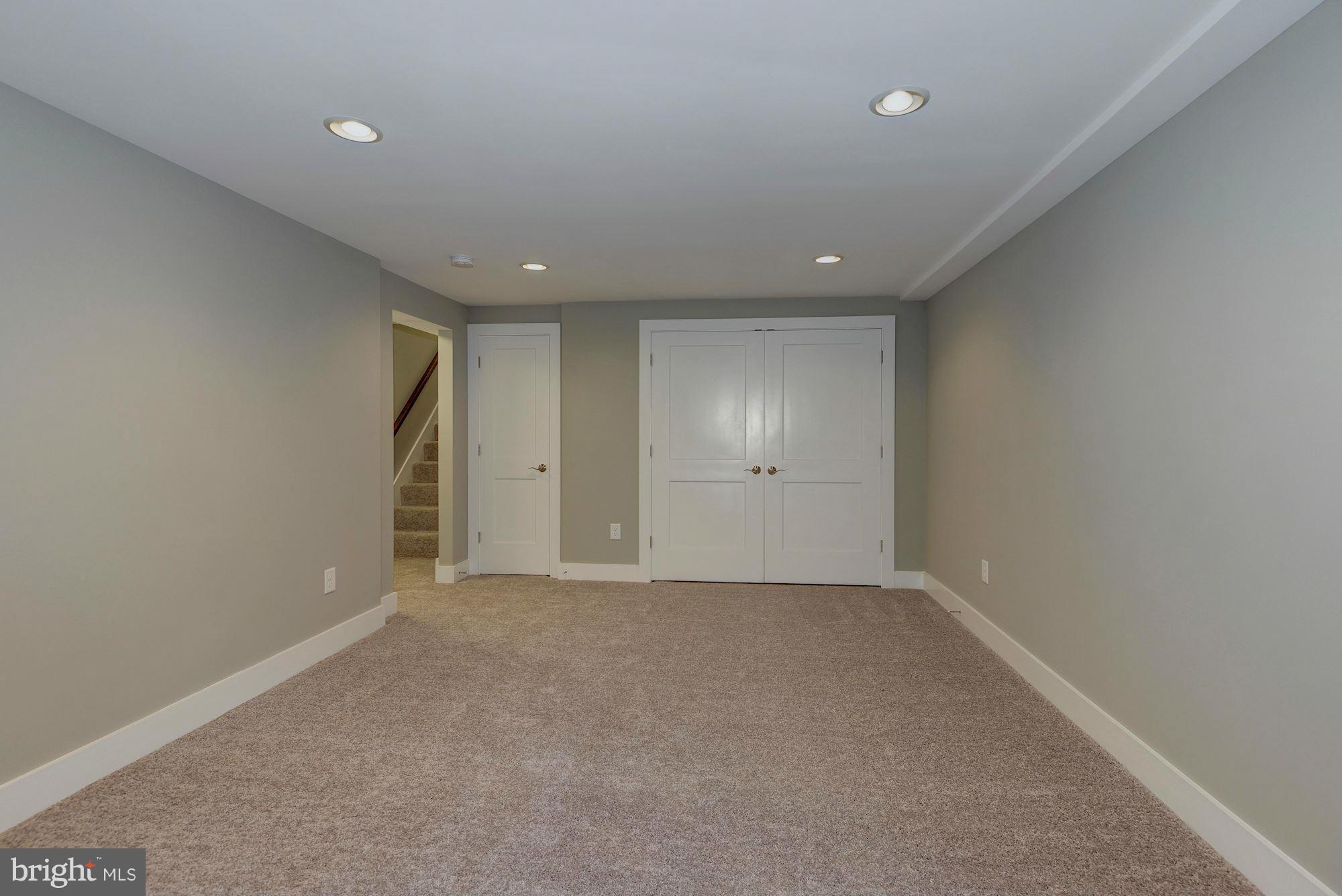 VALLEY WOOD - Residential