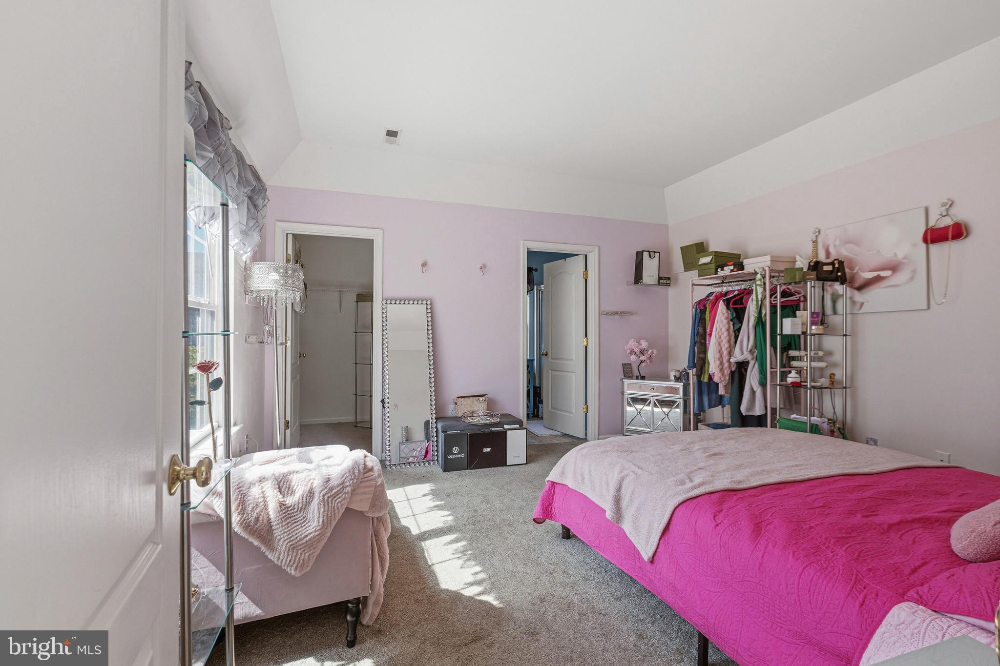 VILLAGE OF WESTOVE - Residential