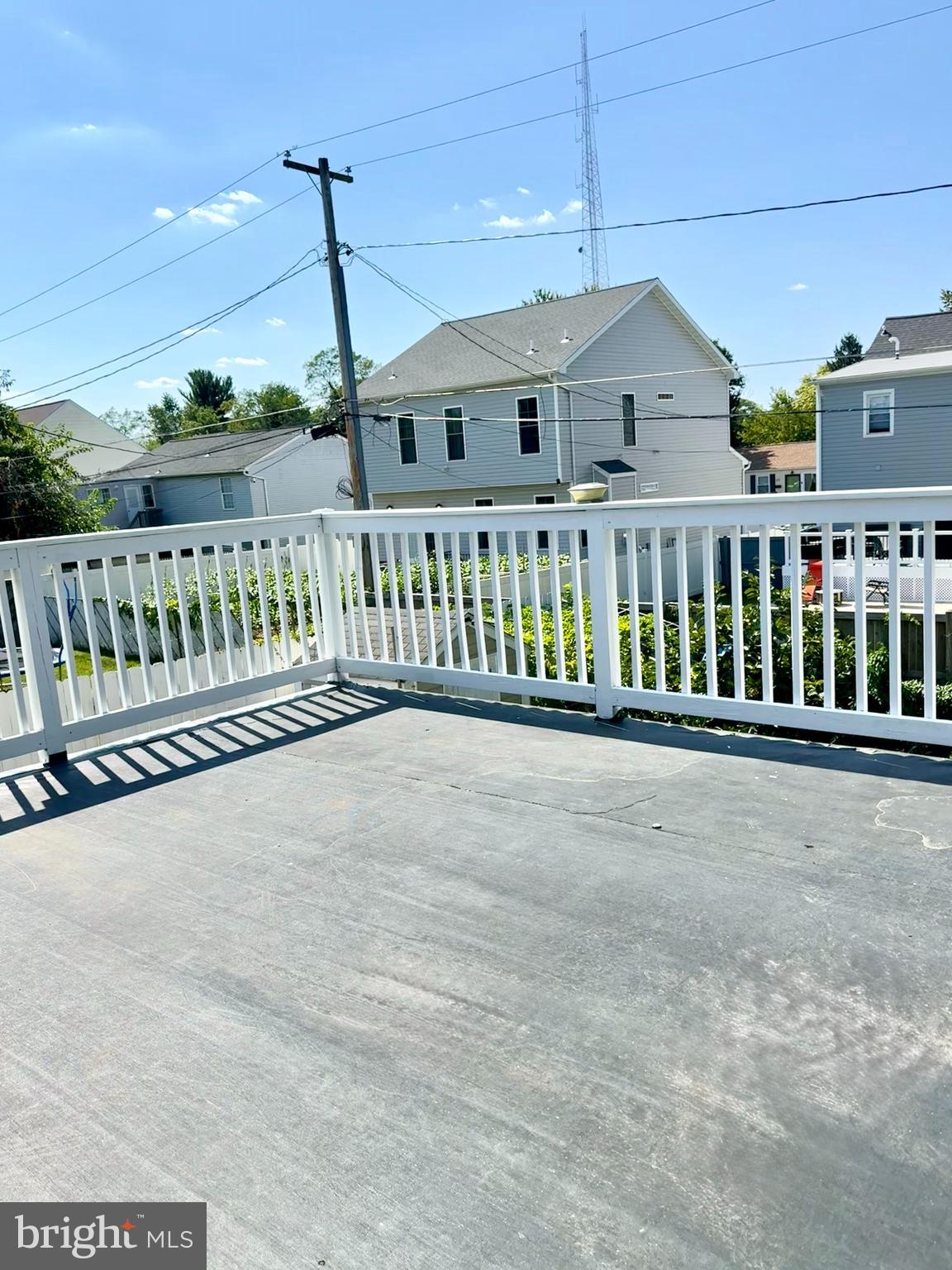 HOLLY MANOR - Residential