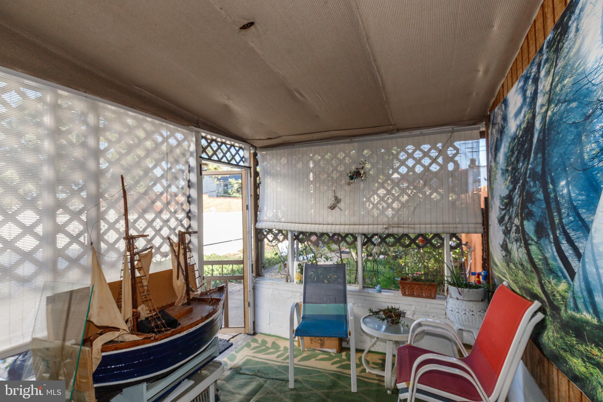 SHIPLEY HILL - Residential