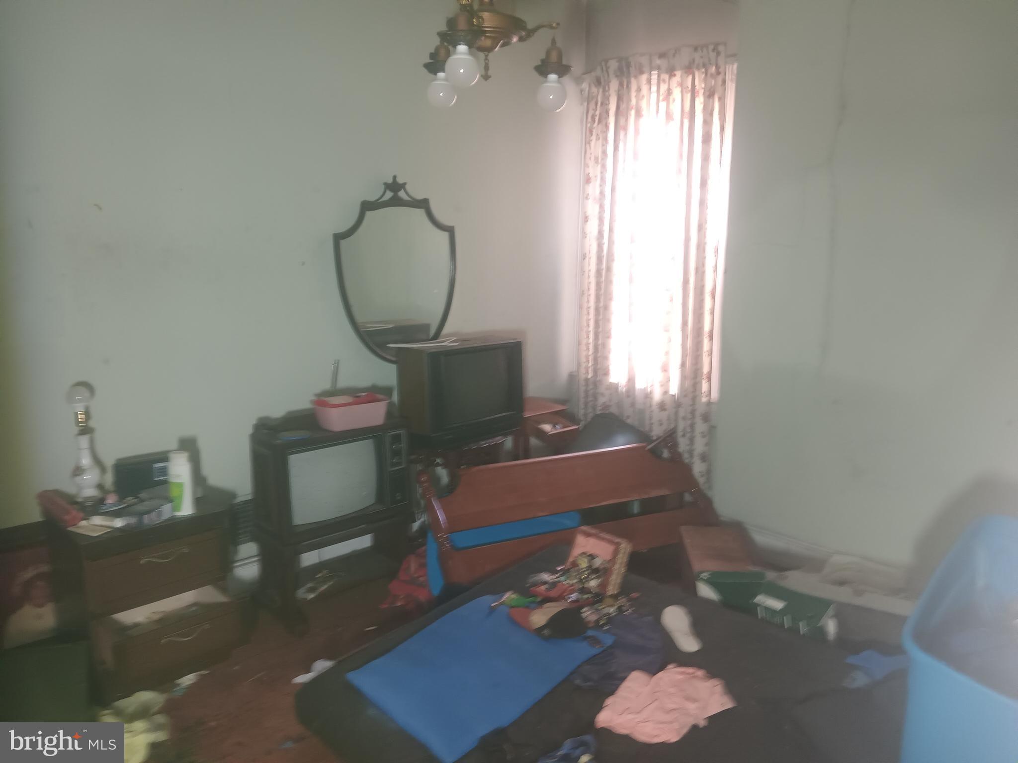 FRANKLIN SQUARE HISTORIC DISTRICT - Residential