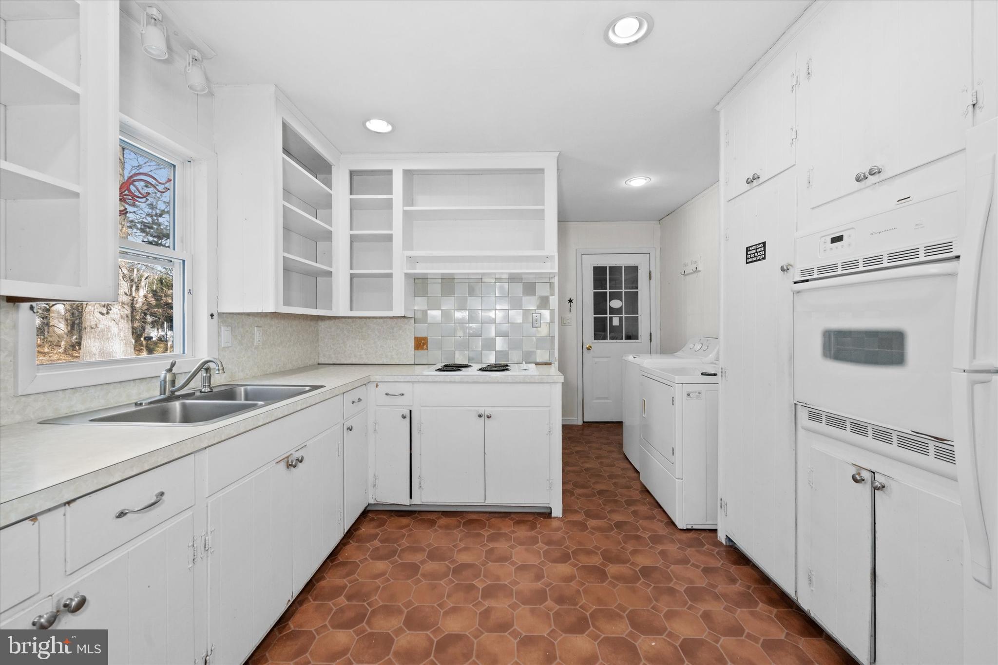 CONLEY CHAPEL VILLAGE - Residential