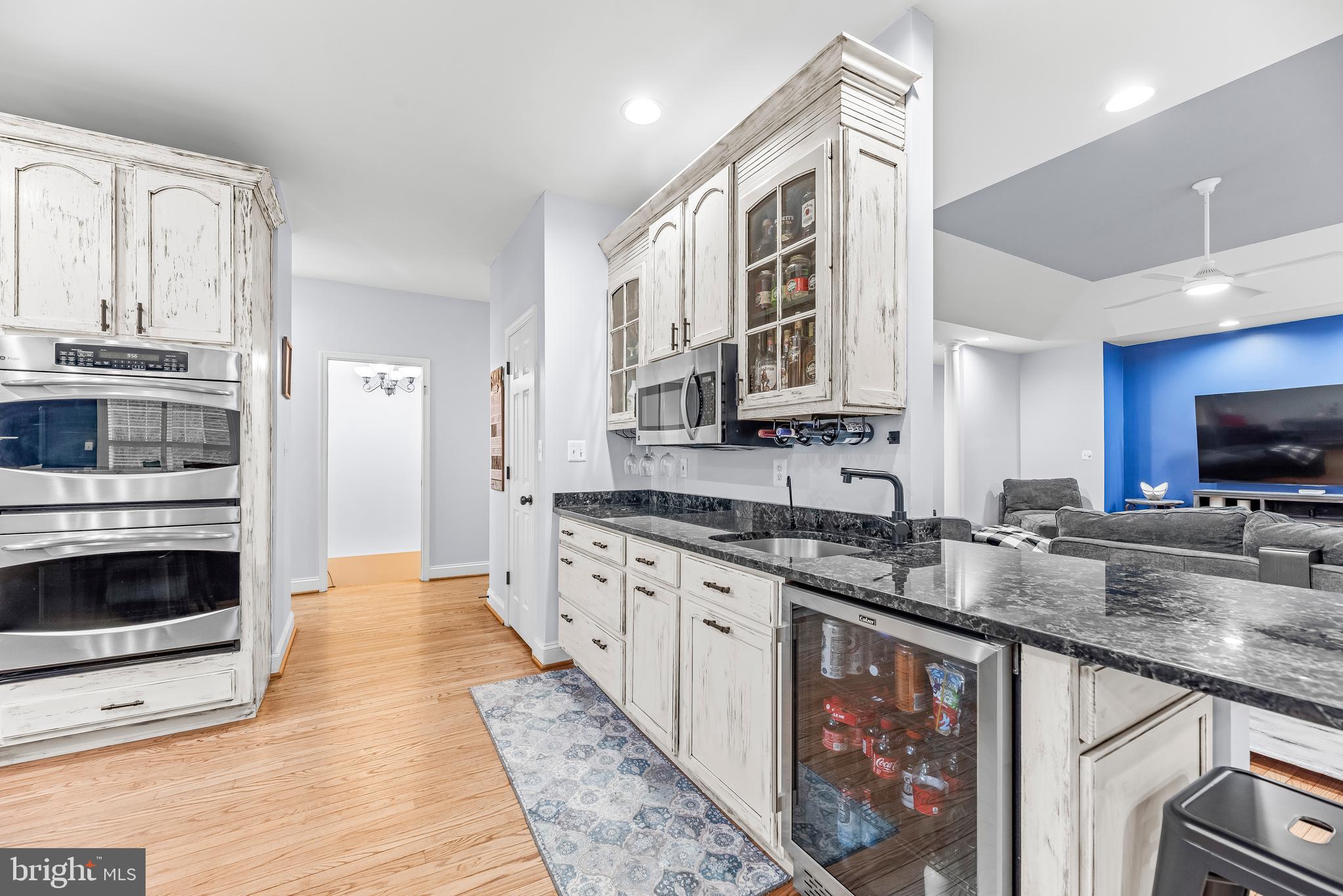 3420 PONDS WOOD COURT