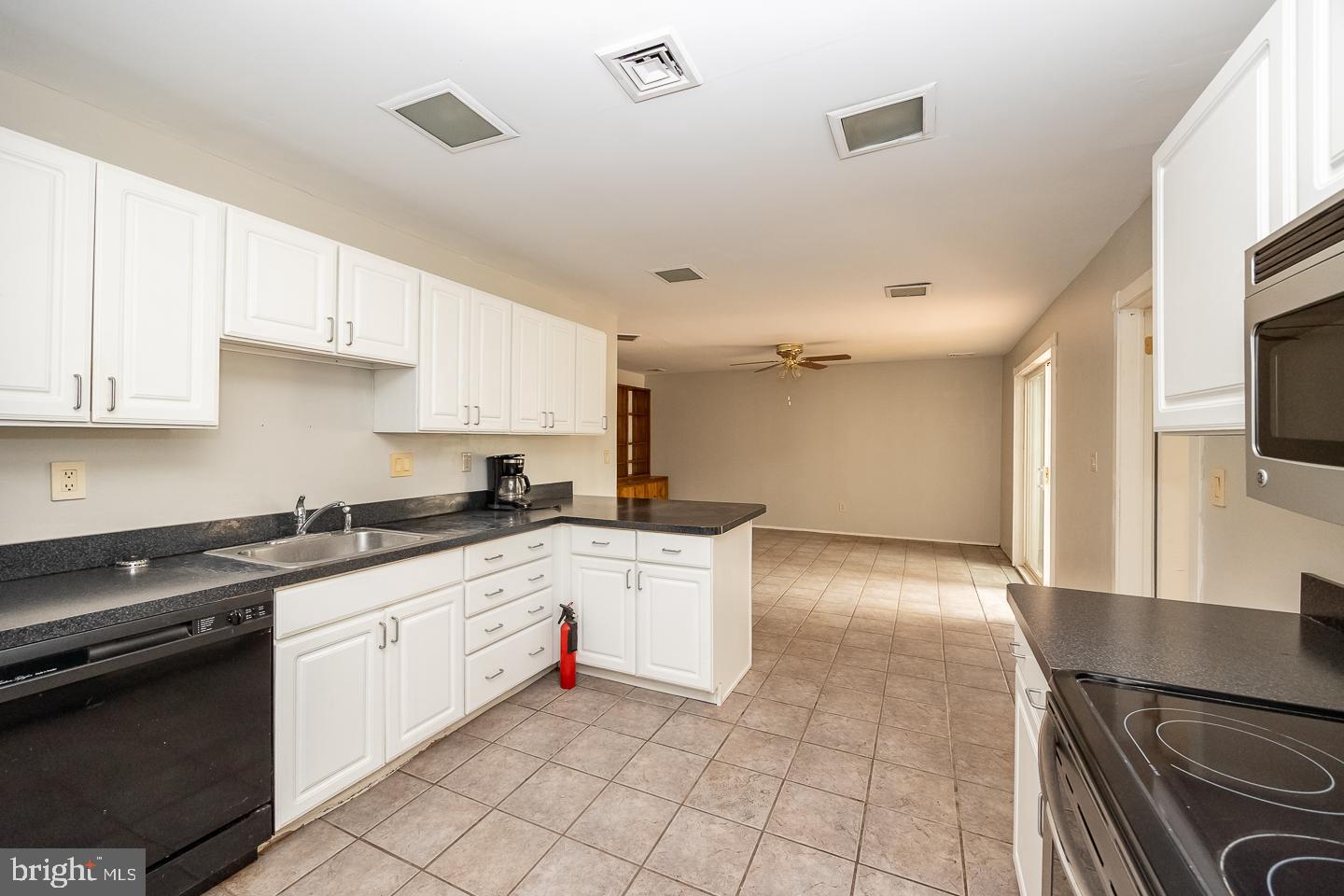 OAKBOURNE PARK - Residential