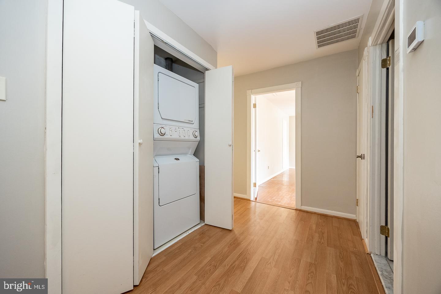 OAKBOURNE PARK - Residential