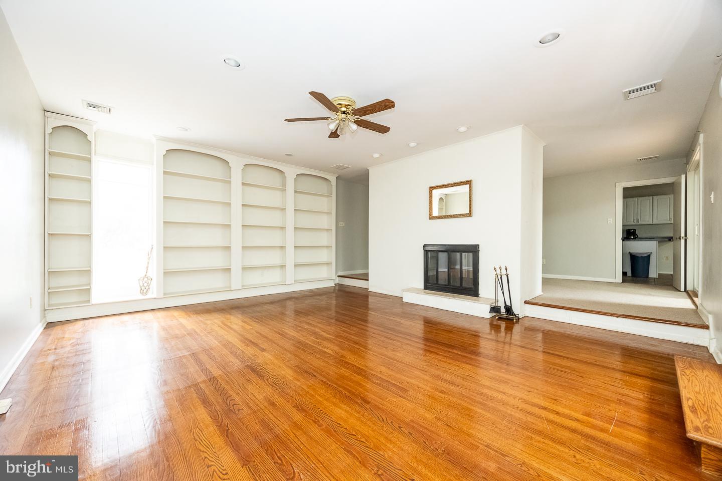 OAKBOURNE PARK - Residential